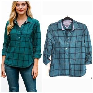 Tommy Hilfiger green roll-tab sleeve plaid flannel shirt Women's size medium